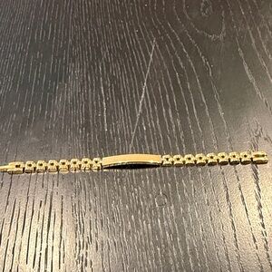 NWT Plunder Gold Tone Bracelet mix and match 3 for $35 BRC2